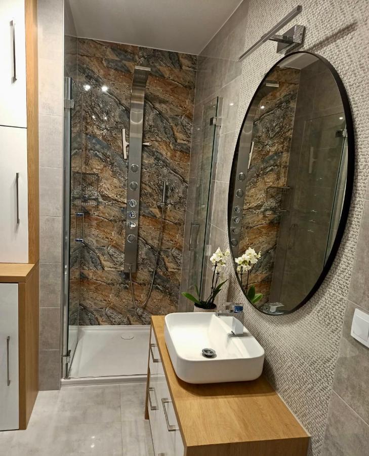 Celebryta - Apartament Apartment Ustronie Morskie Bagian luar foto
