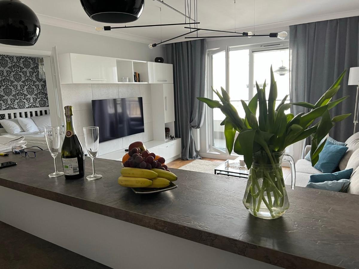 Celebryta - Apartament Apartment Ustronie Morskie Bagian luar foto