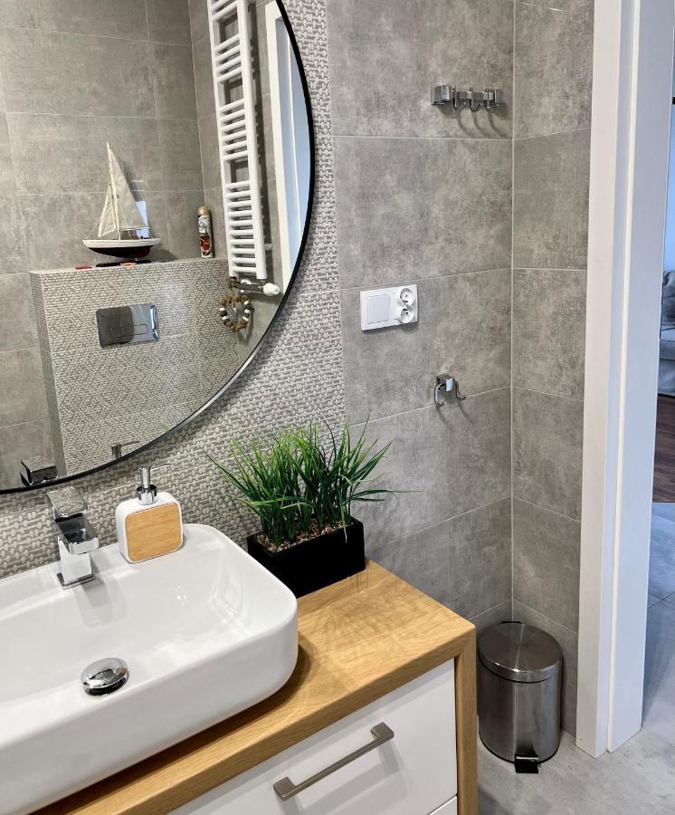 Celebryta - Apartament Apartment Ustronie Morskie Bagian luar foto