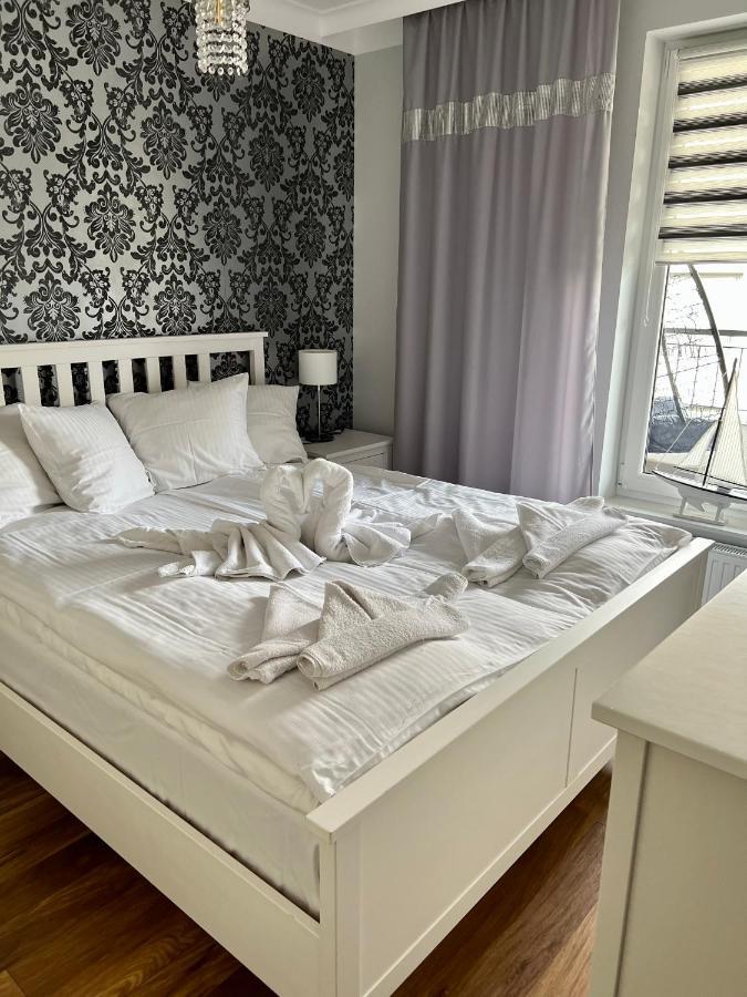 Celebryta - Apartament Apartment Ustronie Morskie Bagian luar foto